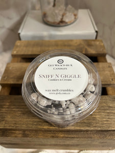 Sniff N Giggle wax crumbles Cookies N Cream